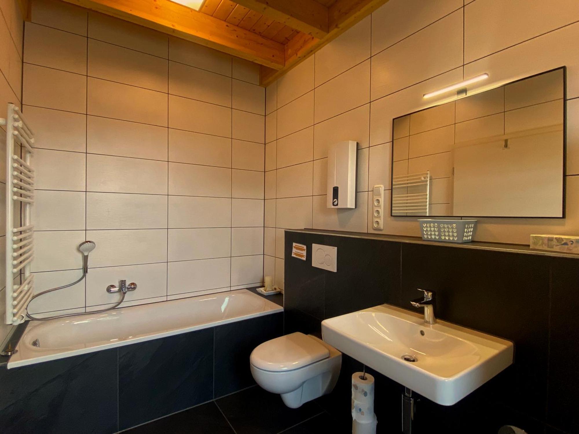 Ferienwohnung Am Weiher Kategorie 1 Nideggen Bagian luar foto