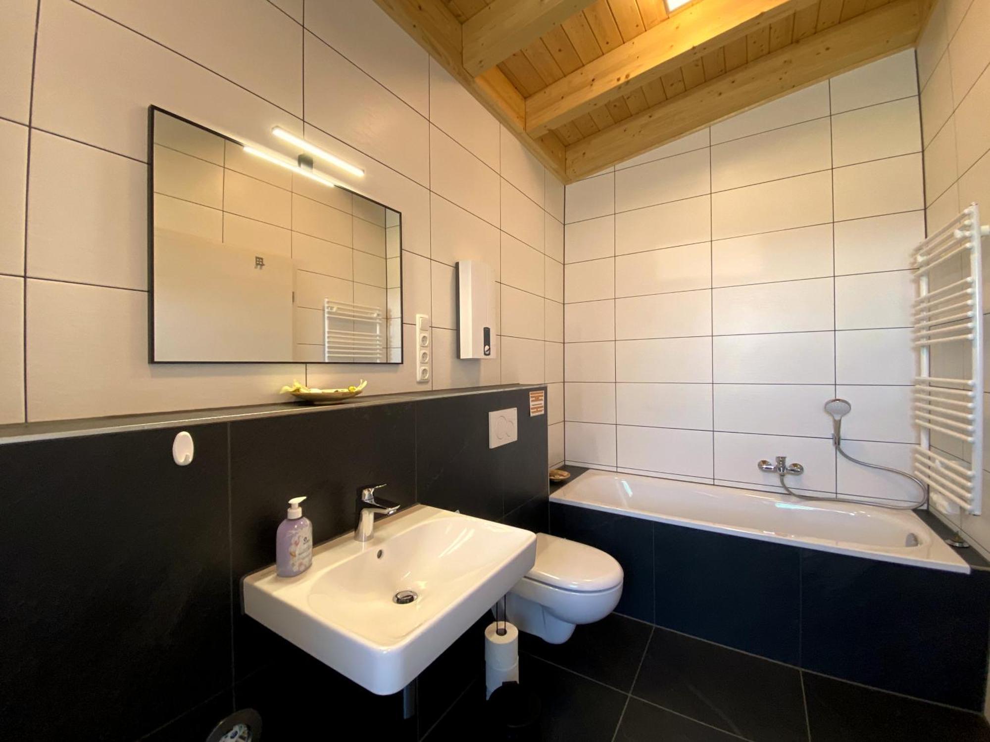 Ferienwohnung Am Weiher Kategorie 1 Nideggen Bagian luar foto