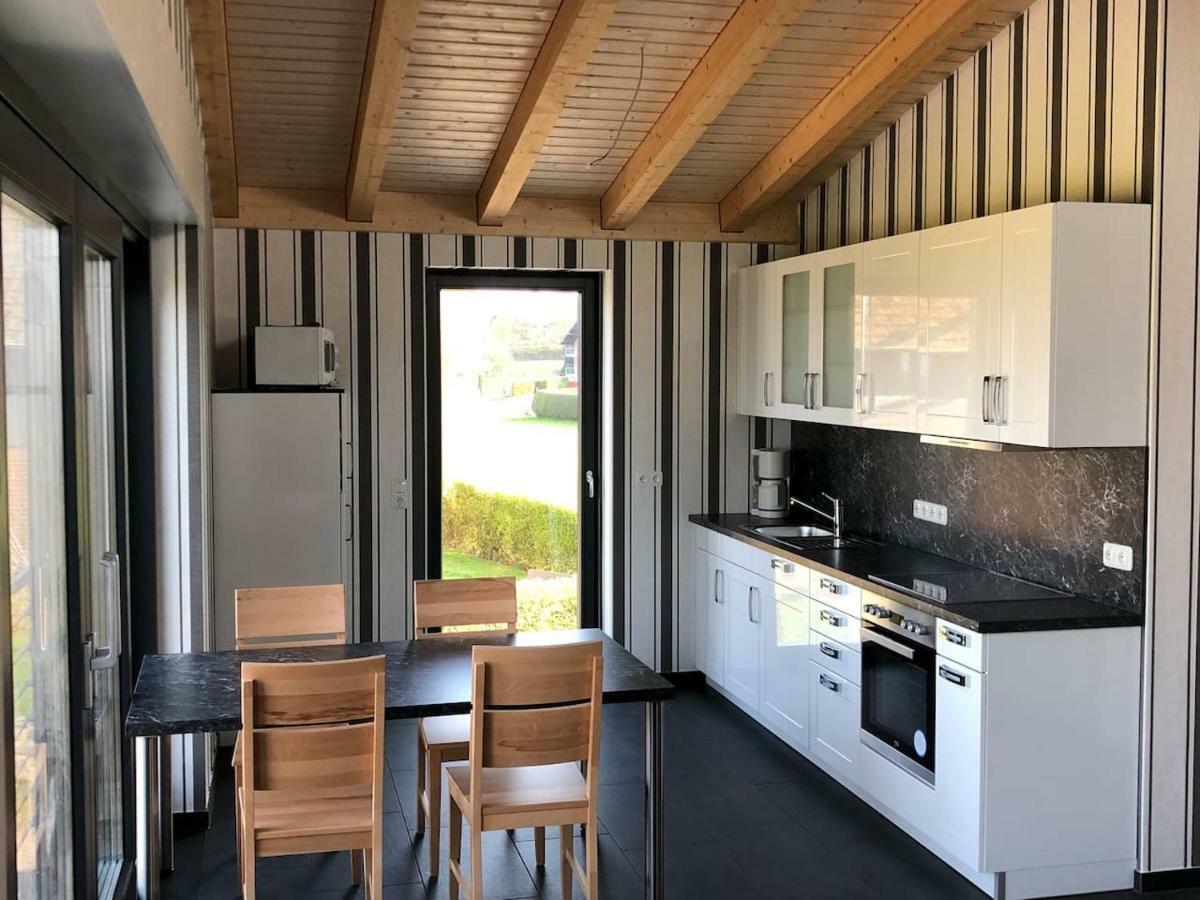 Ferienwohnung Am Weiher Kategorie 1 Nideggen Bagian luar foto