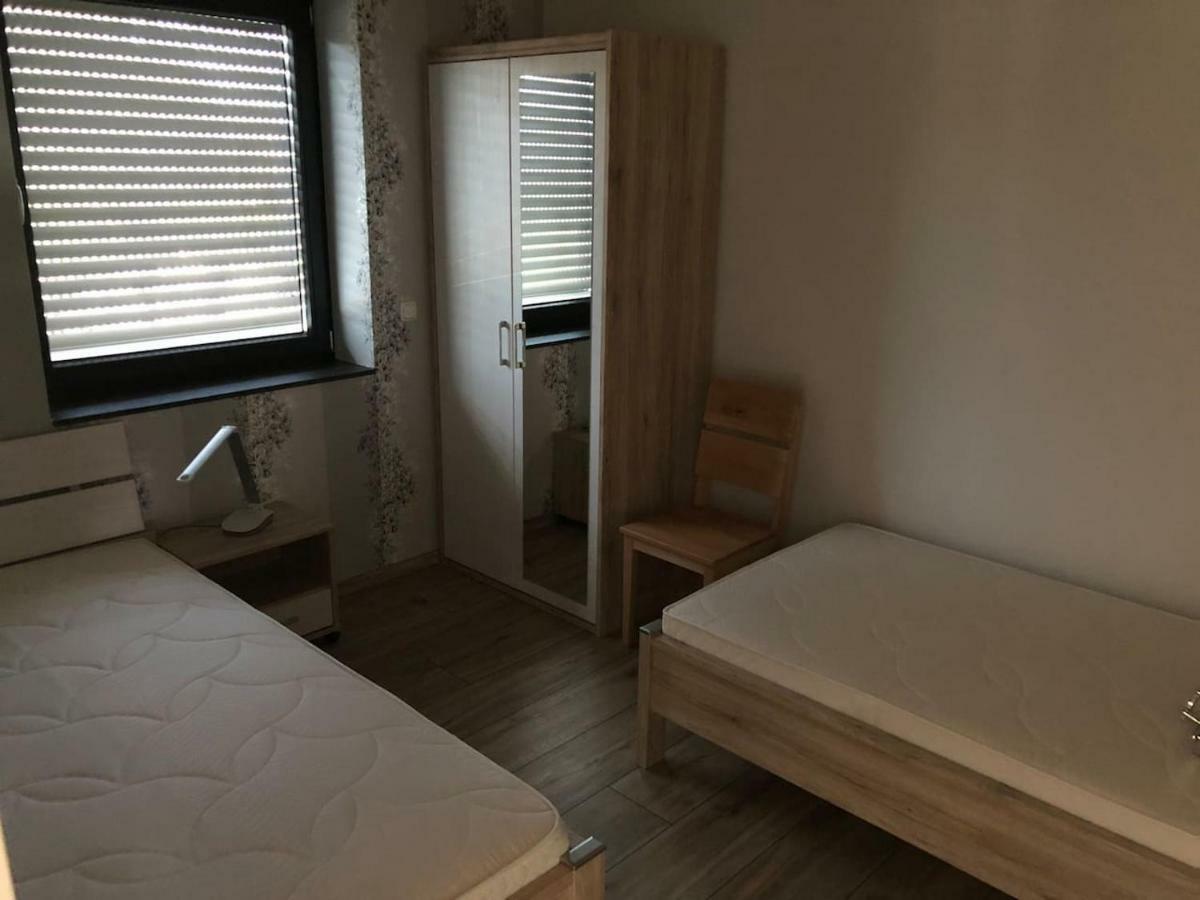 Ferienwohnung Am Weiher Kategorie 1 Nideggen Bagian luar foto