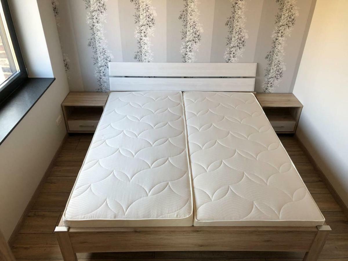 Ferienwohnung Am Weiher Kategorie 1 Nideggen Bagian luar foto